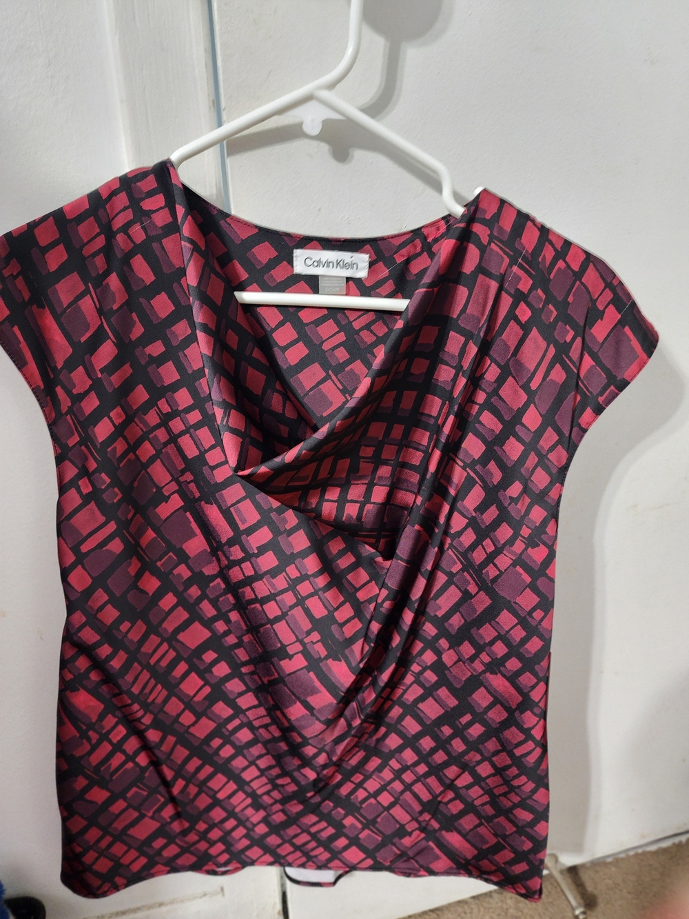 NWT Calvin Klein Black Top with Pink/Red Geometric Print,Cowl Neck. Office Wear